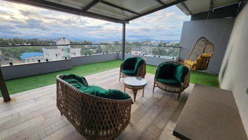 Kolhapur Apartment | Budget-Friendly Revanta Studio Flat - Guest Rated 9.6/10