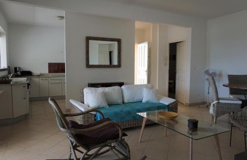 Trois-Ilets Apartment | Oceanfront Escape at Revantilles Les Manguiers D1