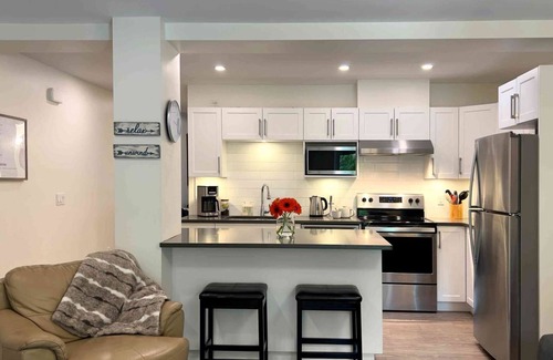 Revelstoke Condo | Experience Al's Escape: Pet-Friendly Retreat in Revelstoke