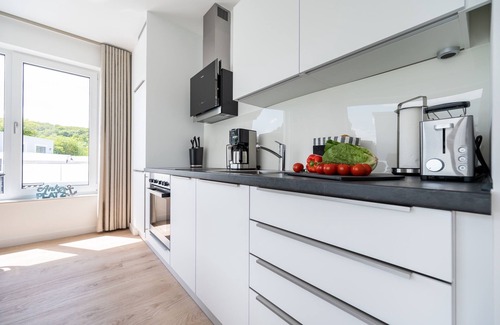 Lohme Apartment | Revier Albatros - Villa Zweite Heimat: Elegant Oceanfront Retreat