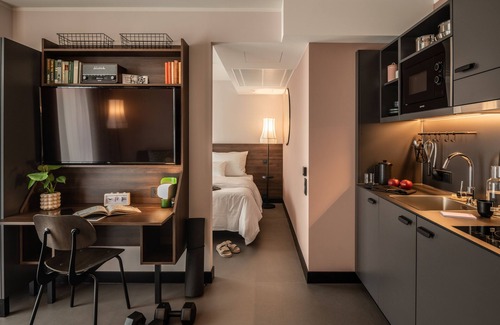 Perlach Hotel | Revo Munich: High-Rated Hotel with Family-Friendly Amenities