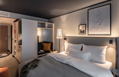 Perlach Hotel | Revo Munich: High-Rated Hotel with Family-Friendly Amenities