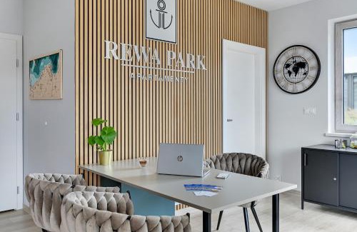 Rewa Apartment | Experience Rewa Park: Oceanfront Bliss with Top Amenities