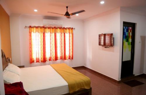 Kattappana Hotel | Budget-Friendly Stay at Rexon Residency with Breakfast Included