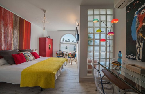 Santa Cruz Hotel | Rey Don Pedro Home: Exceptional Stay with Spa & Breakfast