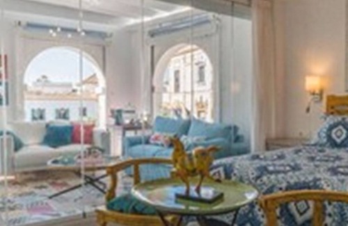 Santa Cruz Hotel | Rey Don Pedro Home: Exceptional Stay with Spa & Breakfast