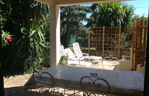 La Bocca Apartment | Charming Villa with Large Garden, 1 KM from the Beach
