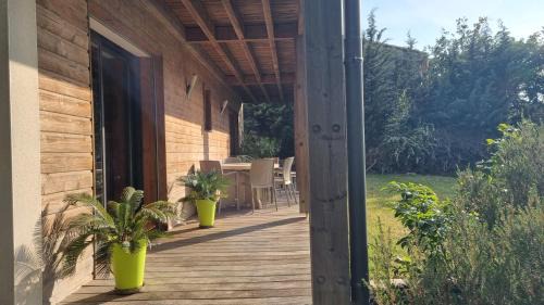 Rousset Apartment | Garden Retreat with Scenic Views of Sainte Victoire