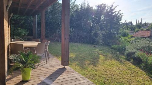 Rousset Apartment | Garden Retreat with Scenic Views of Sainte Victoire