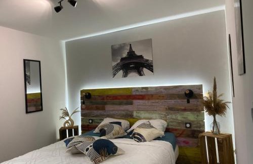 Bagnols-sur-Ceze Apartment | Modern 4-Bedroom Retreat with Garden - Perfect for Families