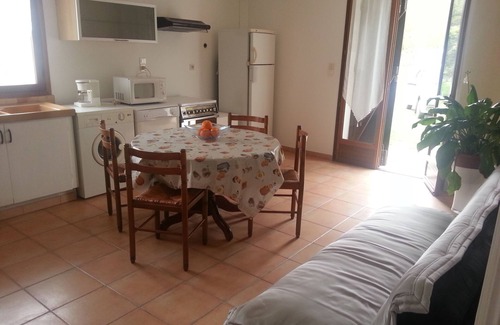 Bastelicaccia Apartment | Guest Rated 10/10: Rez of Garden in Bastelicaccia