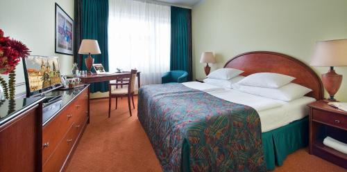 Prague Hotel | Discover Rezidence Emmy: Pet-Friendly 4-Star Retreat
