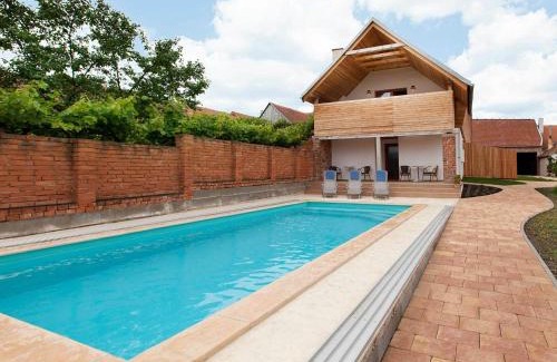 Horni Vestonice Apartment | Unforgettable Stay at Rezidence Věstonice with Ocean Views