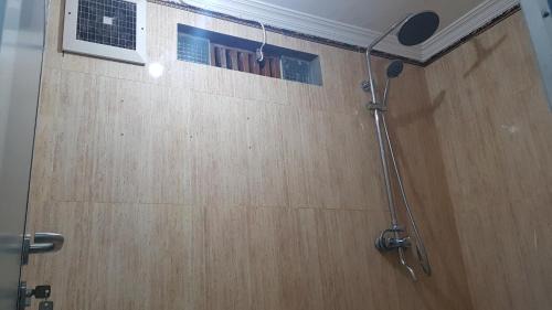 Ende House | Budget-Friendly Rezka Roomz Syari'ah with Breakfast Included