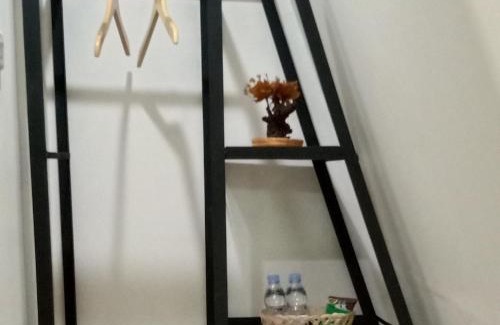 Ende House | Budget-Friendly Rezka Roomz Syari'ah with Breakfast Included