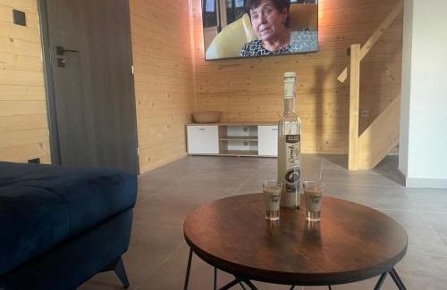 Dobsinska Masa Ski Chalet | Inviting Rezortík Gerlachov: Family-Friendly with Hot Tub