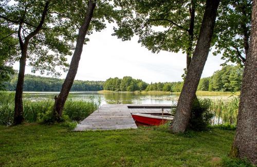 Olsztynek Villa | Experience Rezydencja nad jeziorem Lutek: 4-Star Family Haven