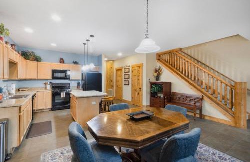 South Fork House | Family-Friendly Retreat at RGC-23B South Fork with Pool
