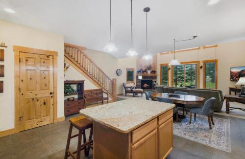 South Fork House | Family-Friendly Retreat at RGC-23B South Fork with Pool