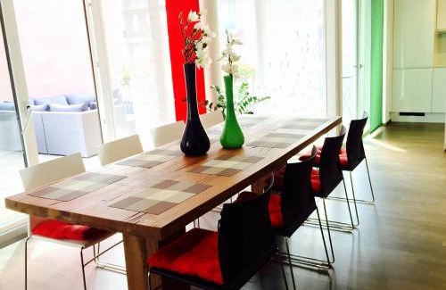 Petershausen-West Apartment | Rheinblick Riverview: Pet-Friendly Stay with Great Ratings