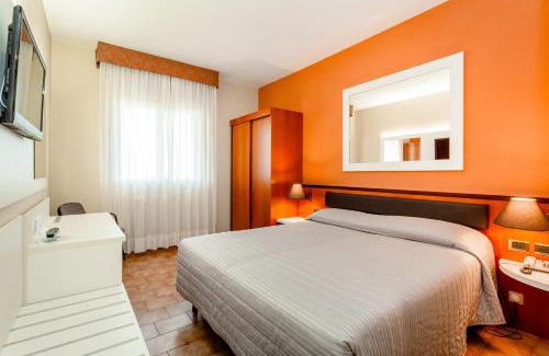 Pieve di Cento Hotel | Reliable RHI Porta Bologna: Pet-Friendly 4-Star Accommodations