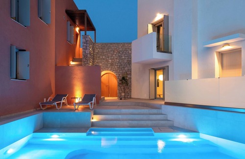 Ixia Apartment | Ocean View Retreat: Iviskos with Pool and Spa Amenities