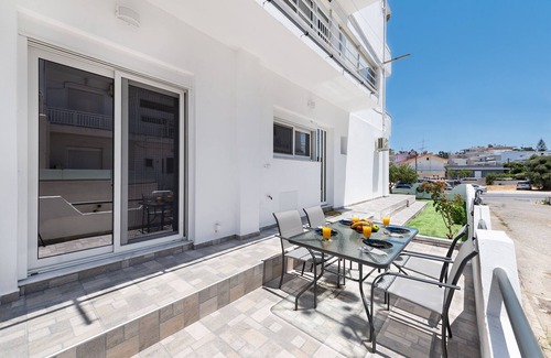 Petaloudes Apartment | Relaxing Rhodes Rose Flat with Private Garden and Jacuzzi