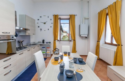 Rho Apartment | Cozy Rhome 14: Ideal Apartment for Smart Workers