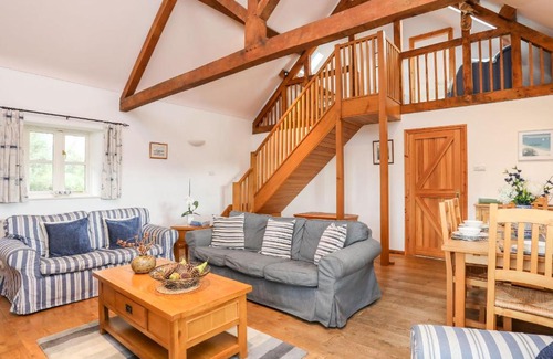 Rhoscolyn House | Discover Rhyd Y Bont Bach: Family & Pet-Friendly Retreat