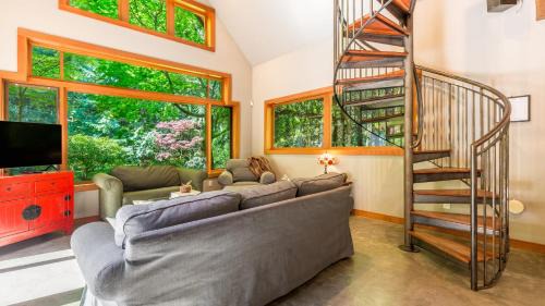 Langley House | Relax at Rhythm Waters Garden Paradise with Hot Tub Access