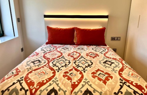 Aveiro Apartment | Discover RIACENTRUM: 4-Star Smart Residence with Top Ratings