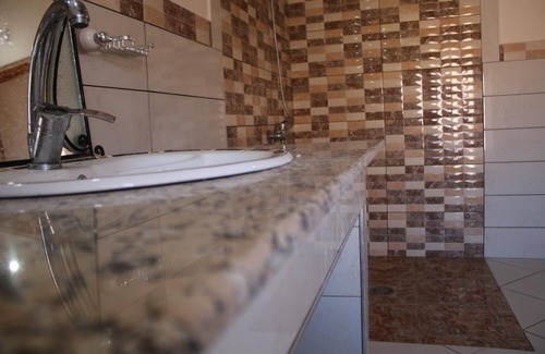 Tinghir Hotel | Relax at Riad Amodou: Eco-Friendly Retreat with Spa