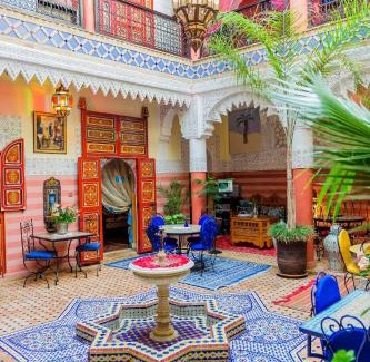 Riad Zitoun Jdid House | Elegant Stay at Riad Bleu du Sud - 4 Star Gem with Dining
