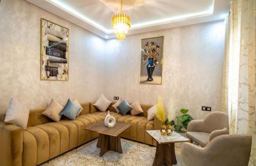 Oulad Khallouf Apartment | Riad Bollywood- UniStay