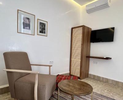 Medina House | Discover RIAD DAR BAYANE: Guest Rated 9.6 with Pool & Dining