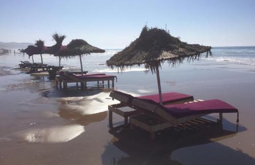 Asilah House | Exquisite Riad Darnolè with Pool & Family-Friendly Amenities