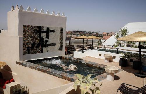 Kbour Chou House | Riad El Aaiun