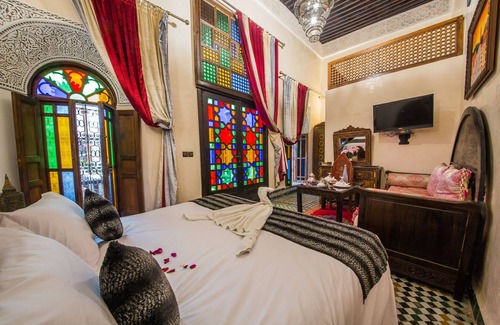 R'habet Zbib House | Elegant Riad Ghita Palace: Spa, Dining & Family-Friendly Stay