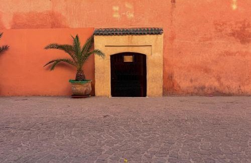Zaouia Sidi Rhalem Bed & Breakfast | Delightful Riad Lapis-lazuli with Pool & Breakfast
