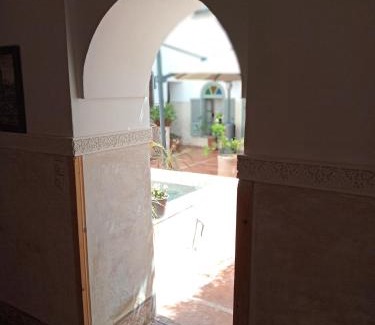 Bab Doukkala House | Relaxing Riad le Jardin de Mina with Pool and Pet Amenities