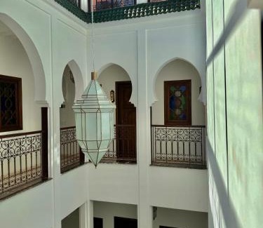 Assouel House | Elegant Riad Mandana & Spa: 4-Star Oceanfront Retreat