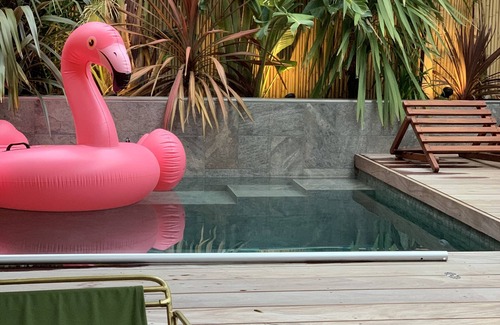 La Pointe Rouge House | Discover Riad Marseillais: Oceanfront Escape with Spa