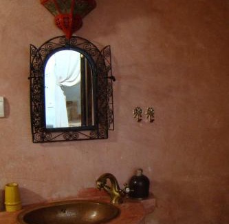 Meknes Medina House | Relax at Riad Menthe Et Citron with Oceanfront Views