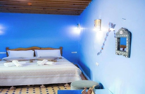 Dar Tazi House | Riad Misk Fez – Authentic Stay with Rooftop, Breakfast & Day Trips