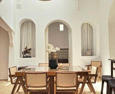 Medina House | Casa Olivia: Family-Friendly Retreat with Hot Tub Bliss