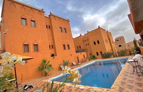 Ait Benhaddou Hotel | Discover Riad Ouinz: Guest Rated 9.1 with Pool & Dining