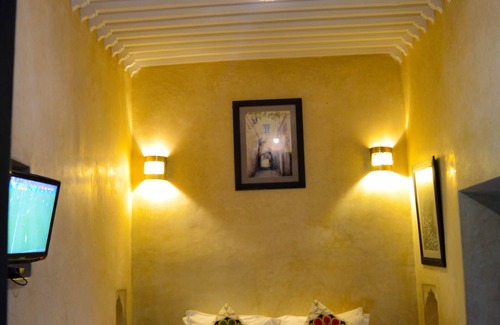 Assouel House | RIAD PAPILLON: Tranquil Riad with Pool and Terrace