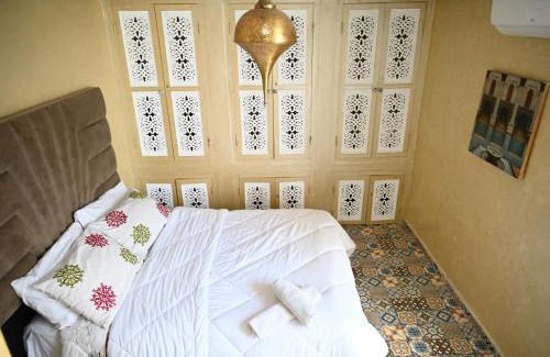 Menara Apartment | Artistic Hostel Near Airport for Budget Travelers