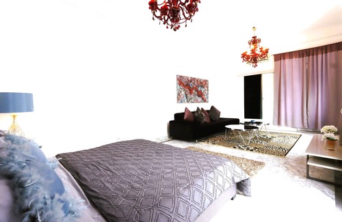 Sidi Ben Slimane El Jazouli House | Elegant Riad VIP: 5 Bedrooms with Pool and Terrace