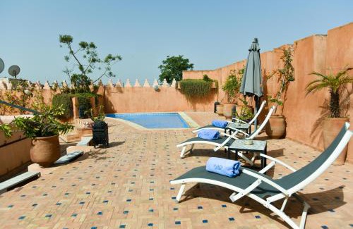Al Machouar – Stinia House | Oceanfront Riad Yacout: 4-Star Retreat with Pool & Hot Tub